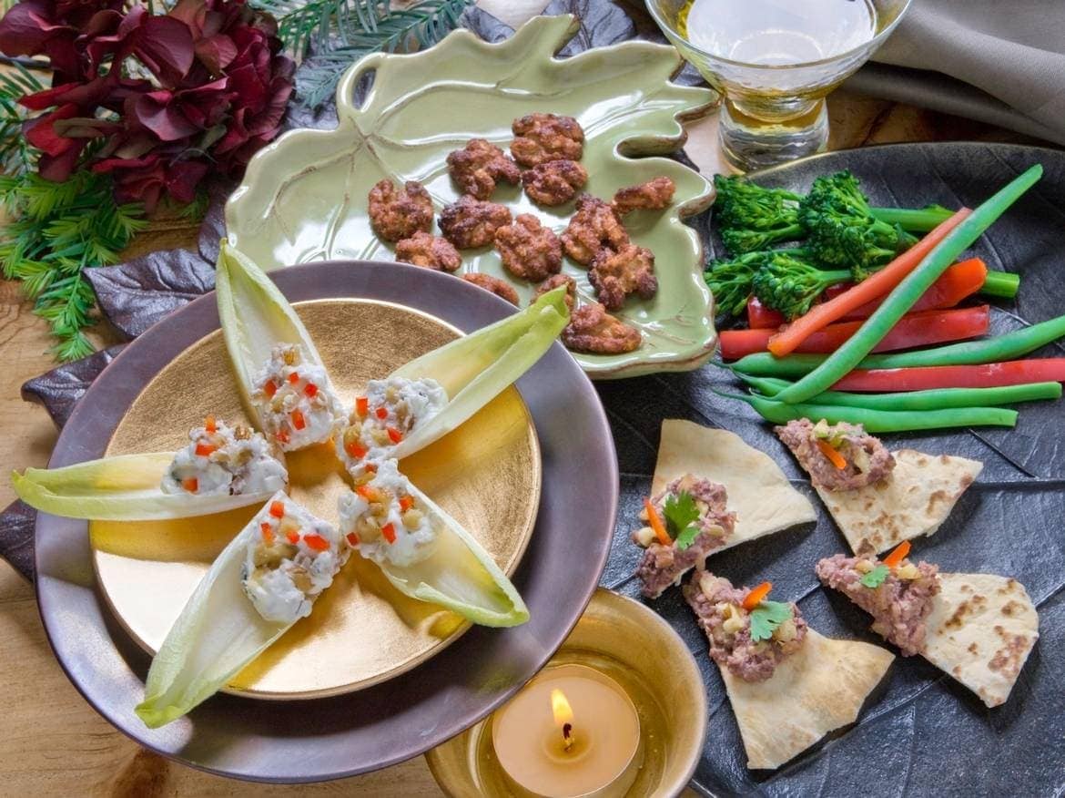 Creamy Blue Cheese Spread with Toasted Walnuts California Walnuts