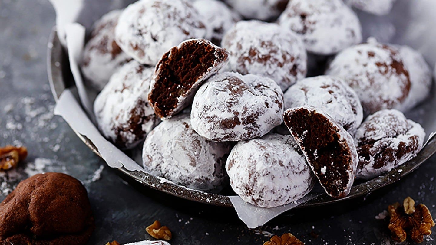 chocolate-walnut-snowball-cookies-california-walnuts