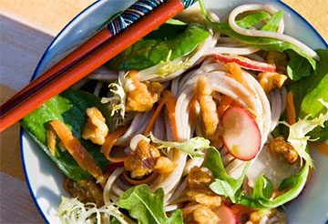 buckwheat noodle salad with walnuts