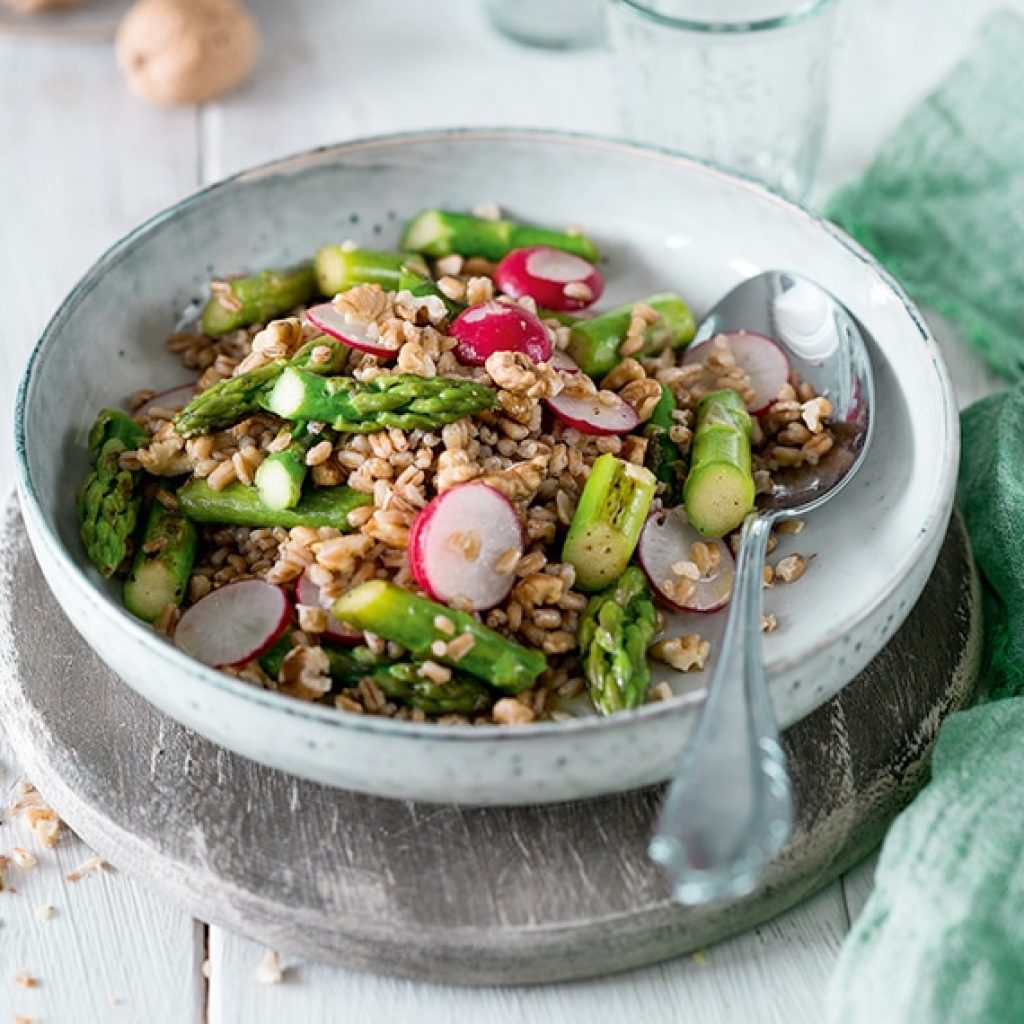 Spelt Salad Walnuts Asparagus