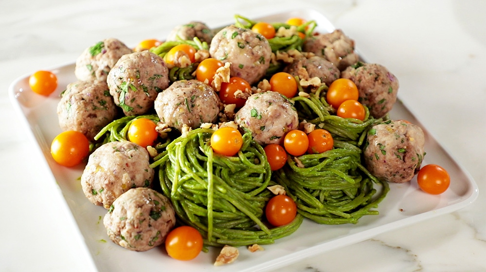 Spinach Pesto Pasta with Turkey Meatballs