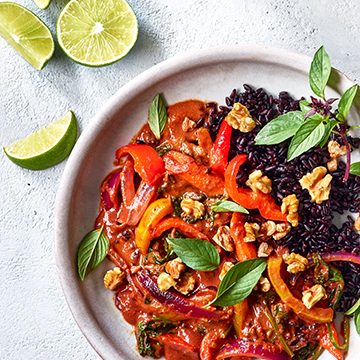 Walnut Coconut Curry
