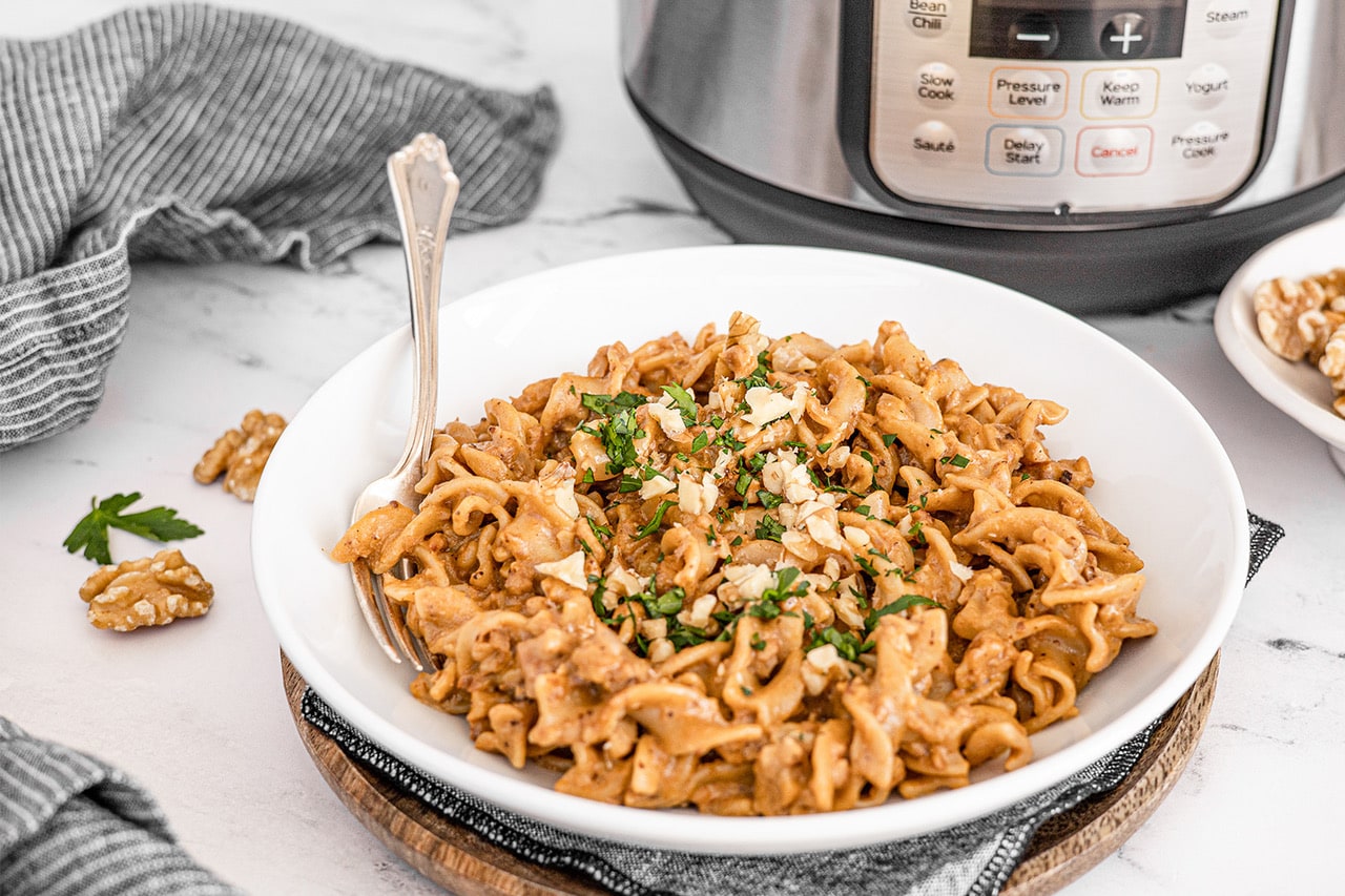 Creamy Walnut Stroganoff