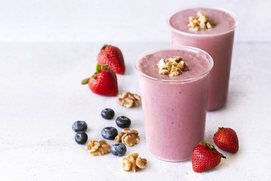 Strawberry Walnut Date Smoothie