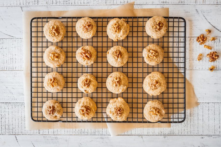 Walnut Maple Cookies