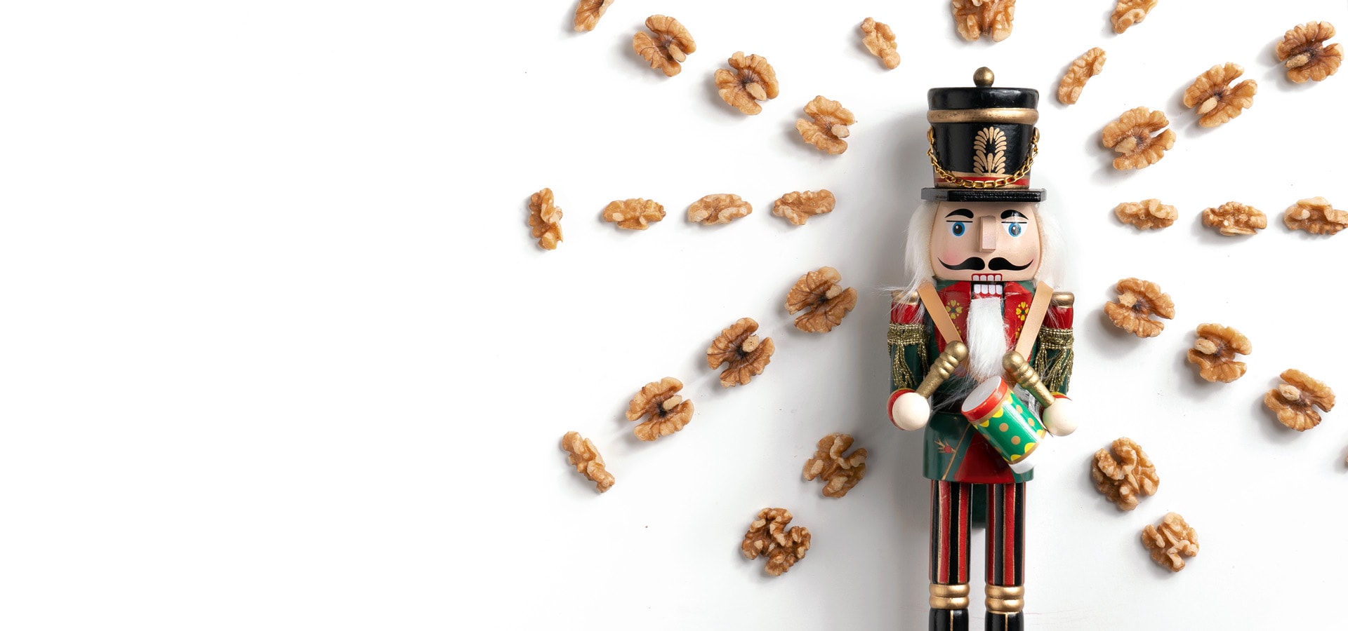 Nutcracker and Walnuts