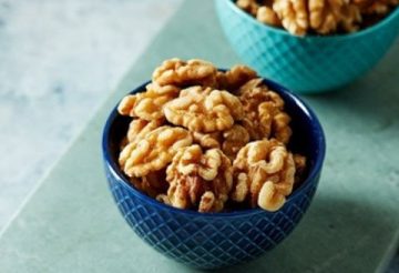 Plant-Forward-Eating-with-Walnuts.jpg