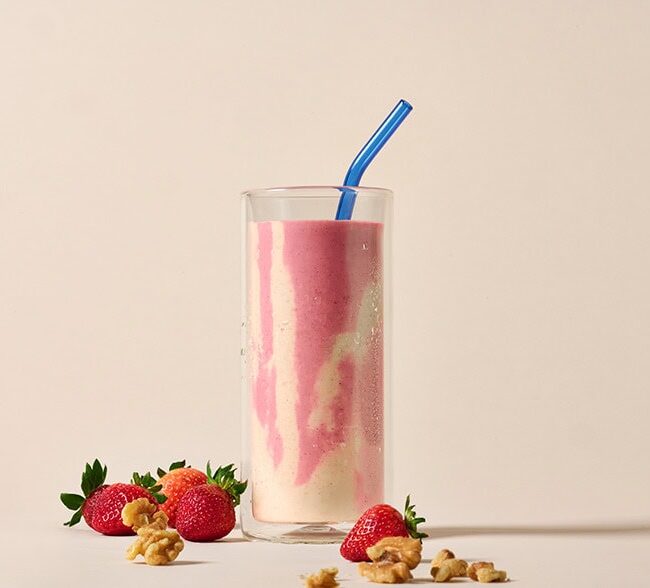 Strawberry Walnut Date Smoothie