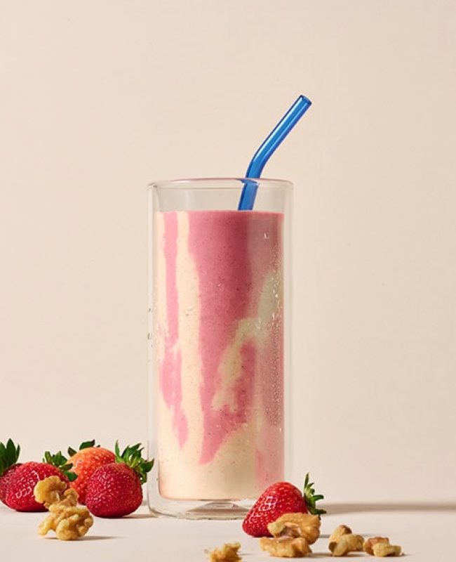 Strawberry Walnut Date Smoothie