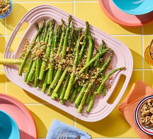 Walnut-Roasted Asparagus with Walnut Mint Gremolata 