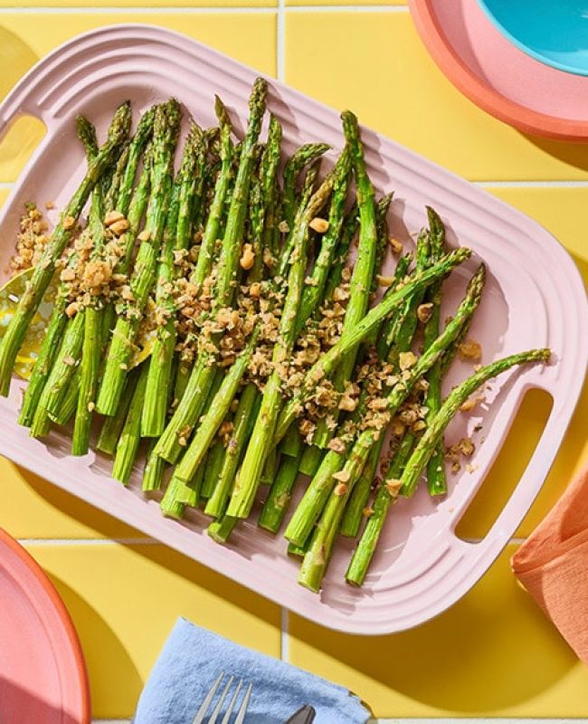 Walnut-Roasted Asparagus with Walnut Mint Gremolata 