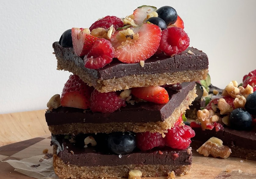 Walnut-Crusted Dark Chocolate Bars