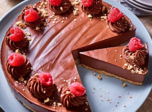 No-bake "Chocolate-Walnut Cream Cheesecake"