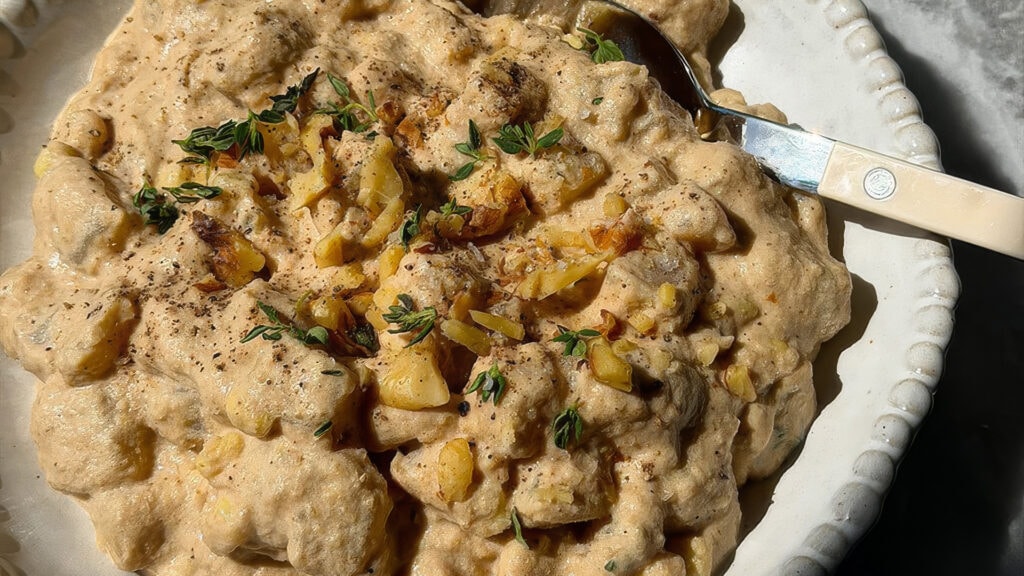 Creamy Walnut Corn Chowder